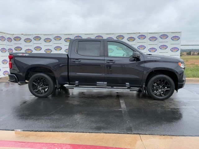 2022 Chevrolet Silverado 1500 RST Crew Cab 4WD