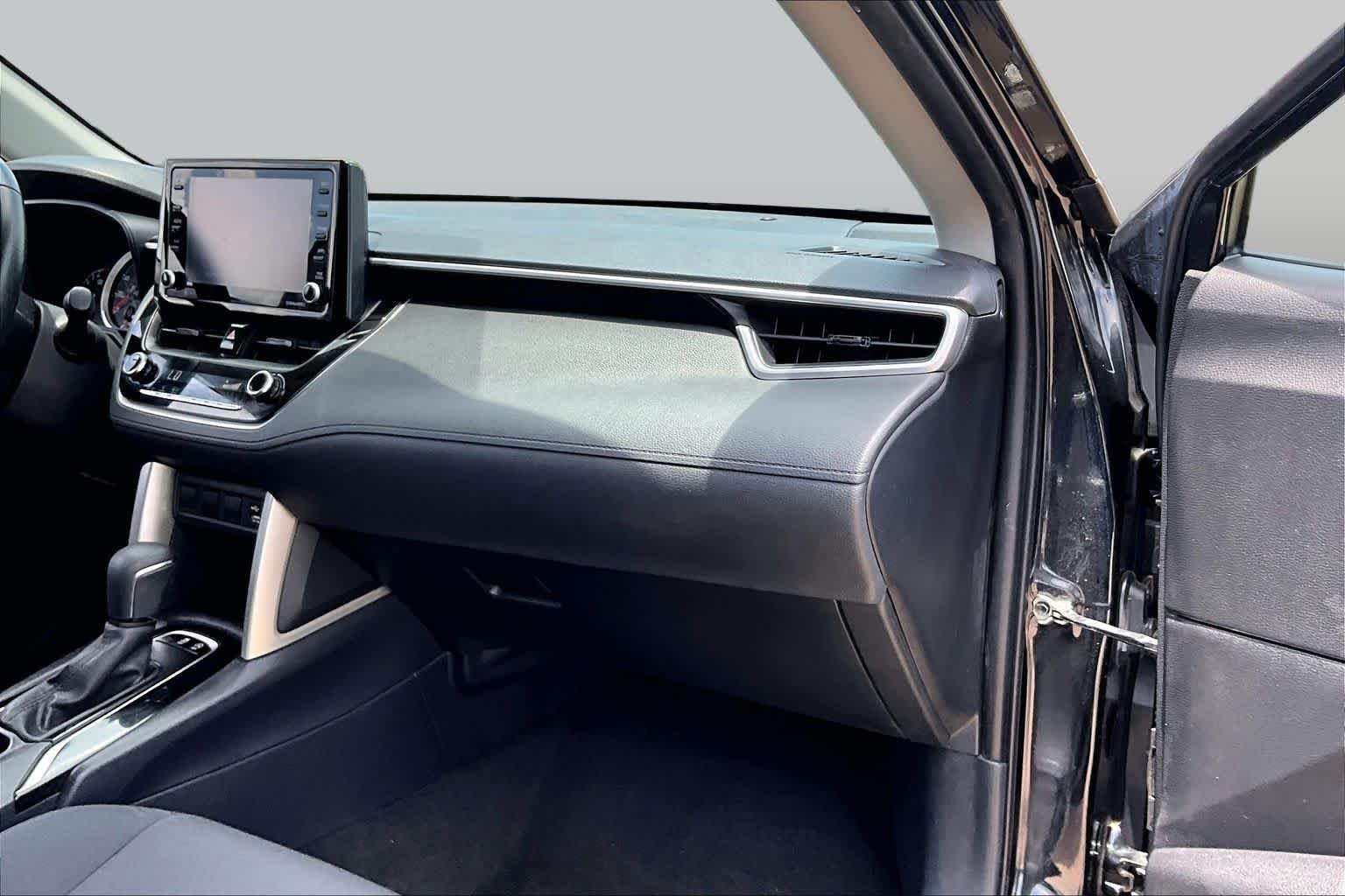 Used 2022 Jet Black Toyota LE image 18