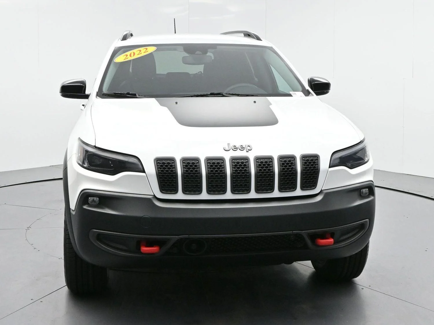 Used 2022 White Jeep Trailhawk image 2