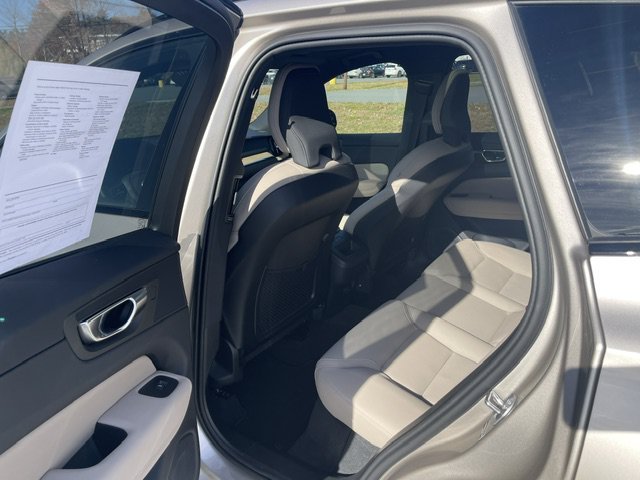 Used 2026 GOLD Volvo Plus image 8