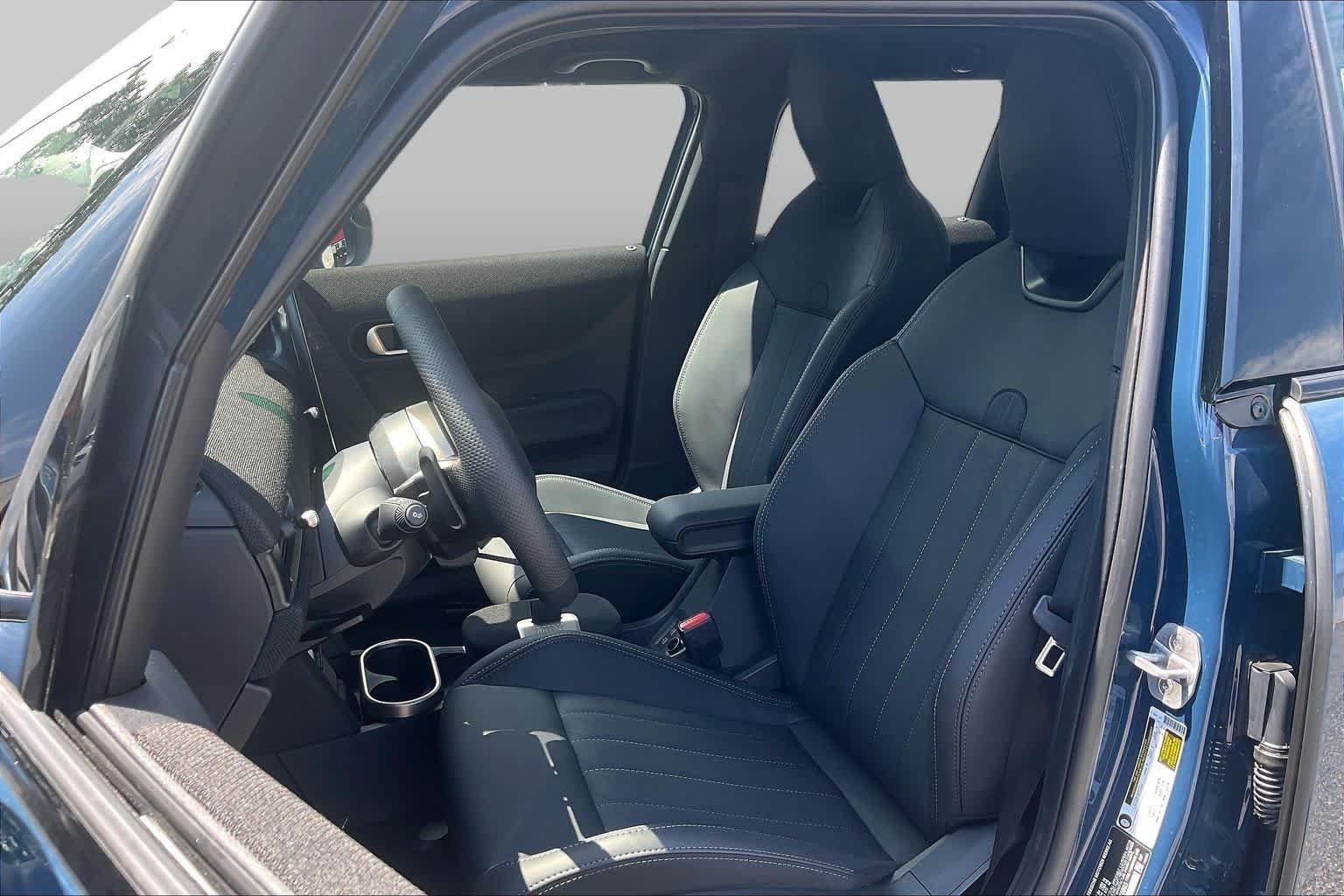 New 2026 Indigo Sunset Blue Metallic MINI Cooper S image 7