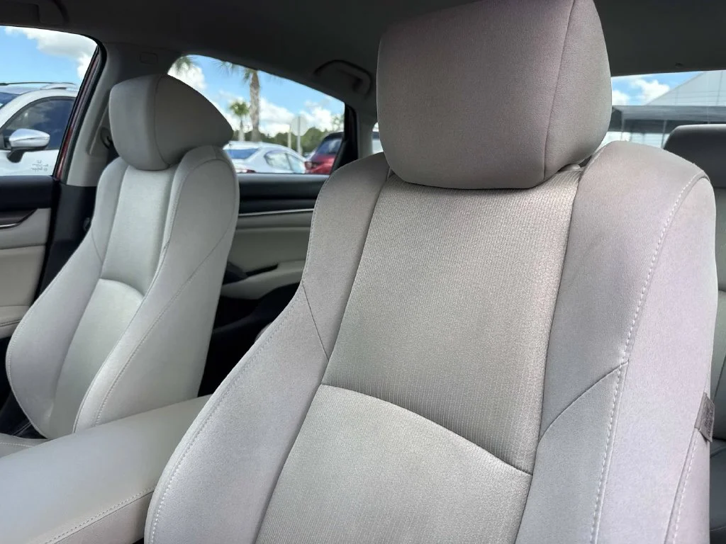Used 2020  Honda LX image 23