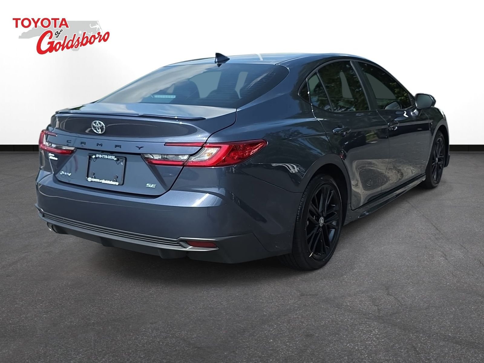 Used 2026  Toyota SE image 5
