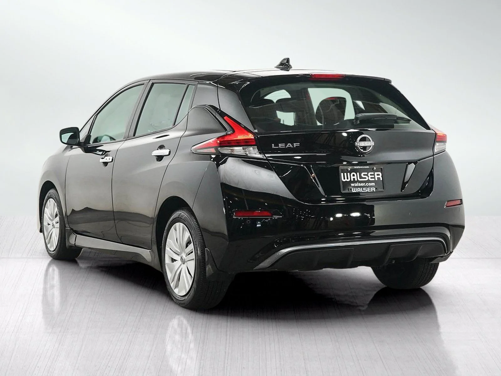 Used 2025 Super Black Nissan S image 4