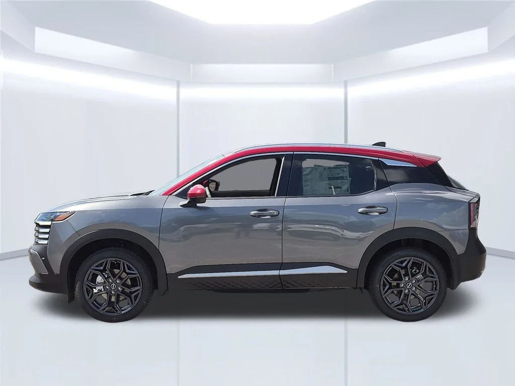 New 2027 Gray Nissan SR image 2