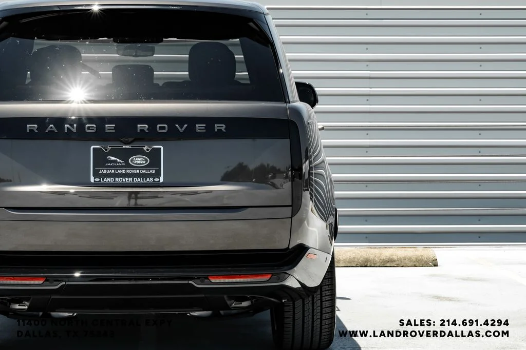 New 2026 Charente Grey Prem Met Land Rover SE image 49