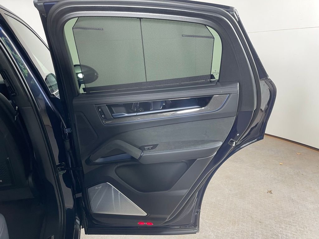 2025 Porsche Cayenne Coup Turbo GT - Photo 17