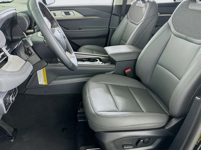 New 2026 Black Ford Active image 9