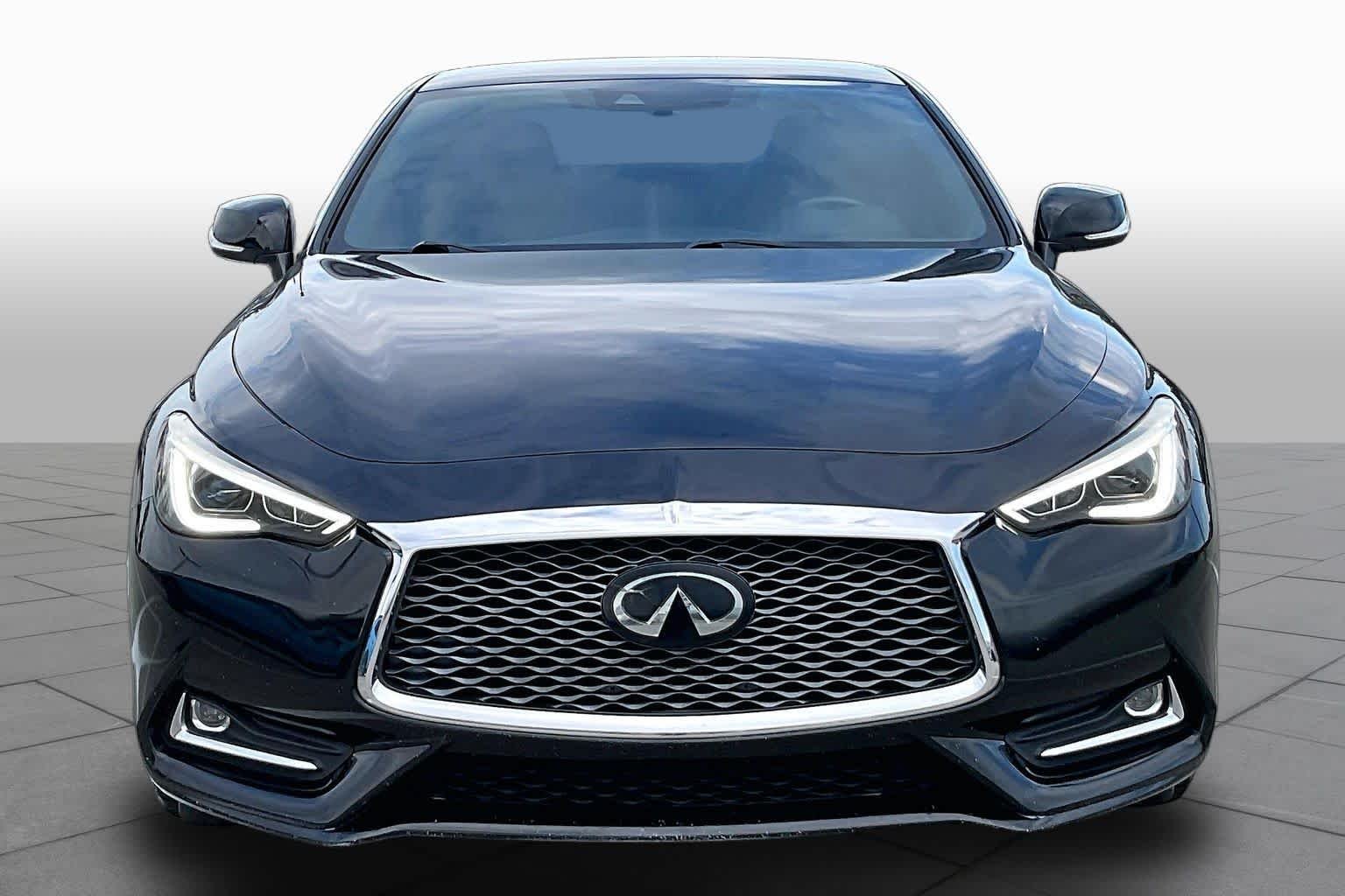 Pre-Owned 2019 INFINITI Q60 3.0t LUXE