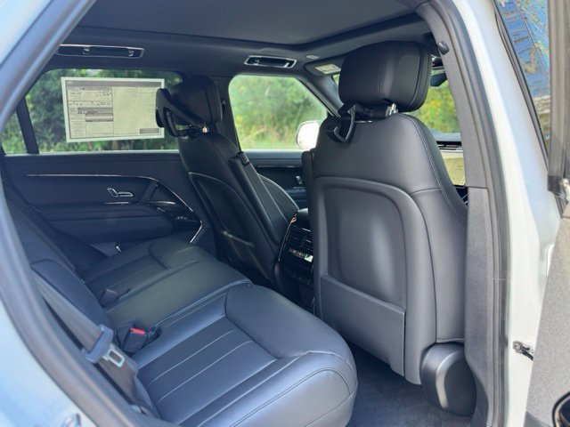 New 2027 Fuji White Land Rover SE image 16