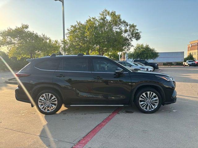 Certified Used 2024 MIDNIGHT BLACK METAL Toyota  image 4
