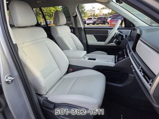 Used 2024 Silver Hyundai SEL image 17