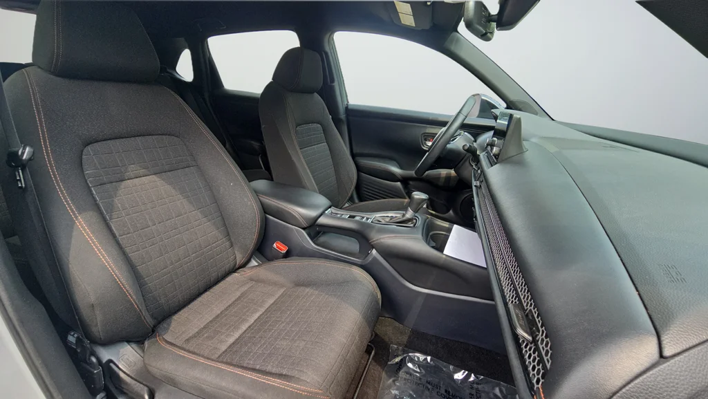 Used 2024  Honda Sport image 28