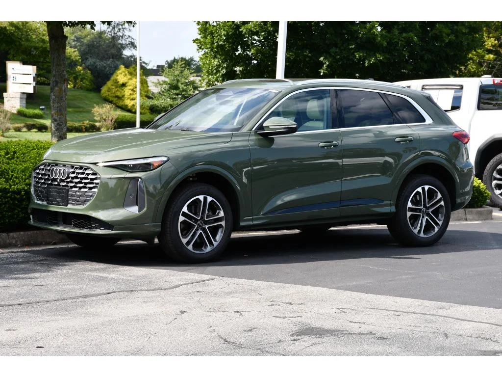 Used 2025 District Green Metallic Audi Premium Plus image 8