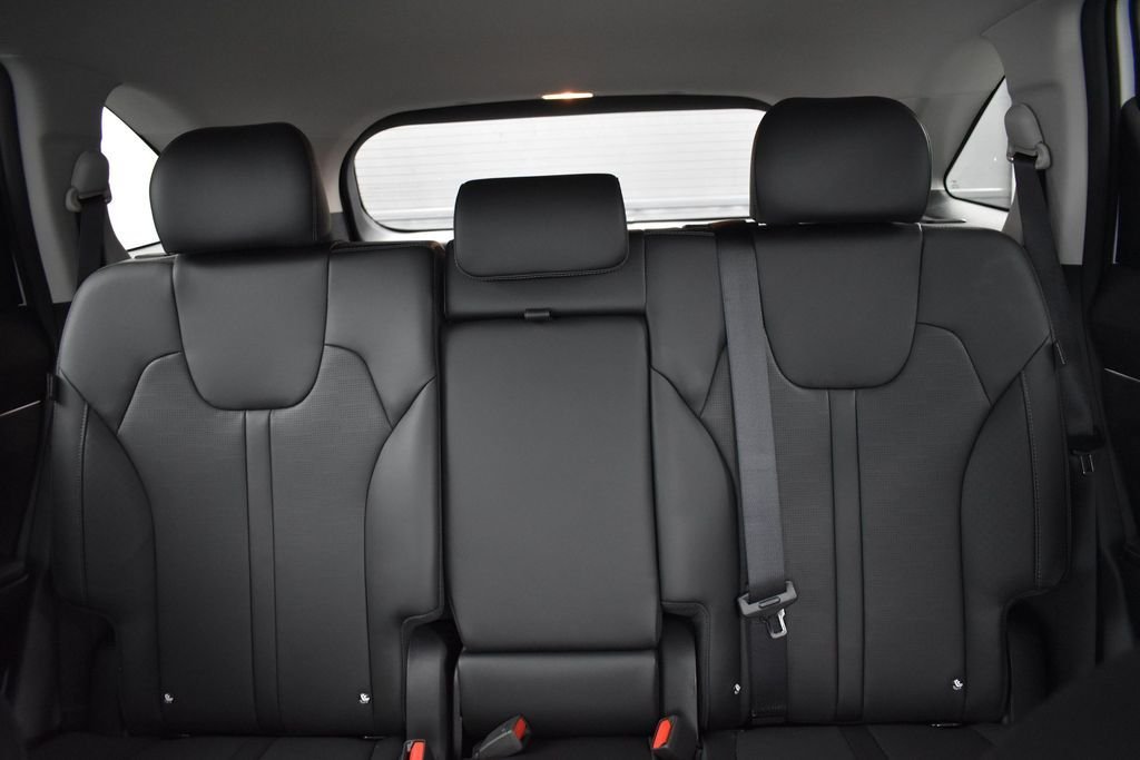 2026 Kia Sorento EX - Photo 18