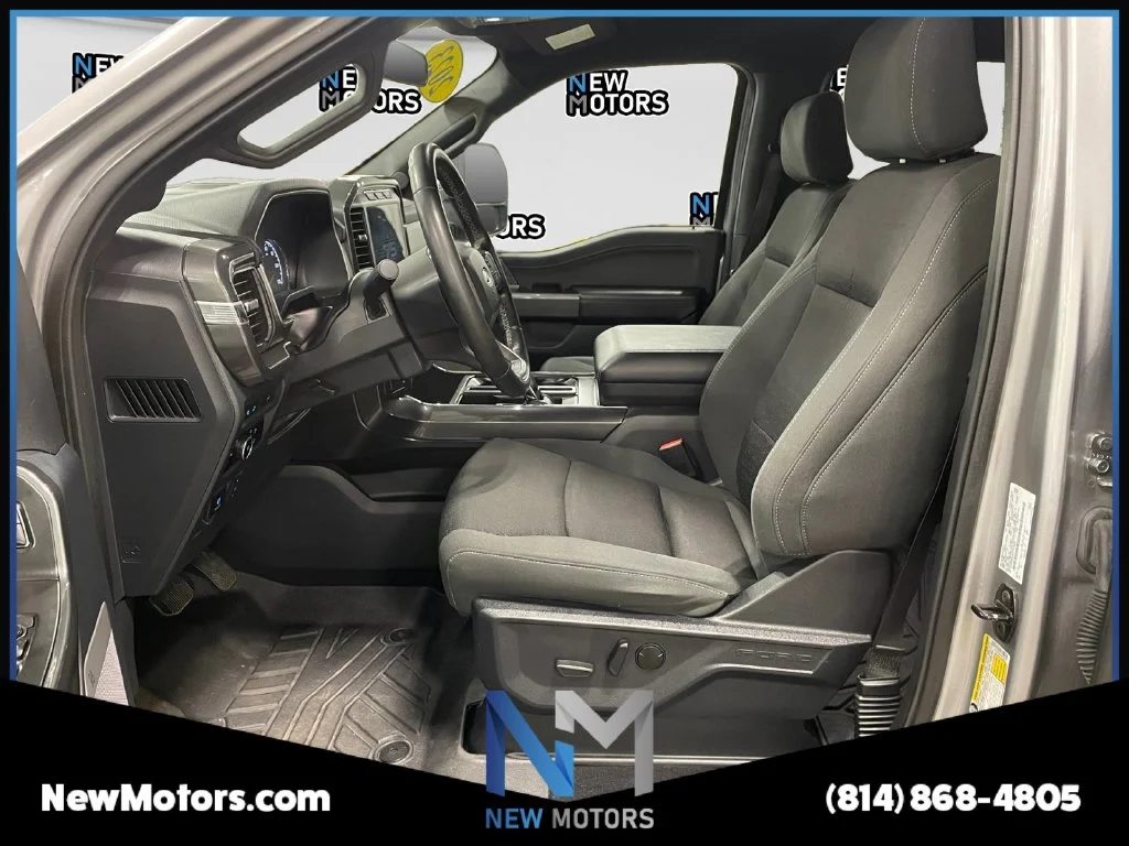 Used 2023 Silver Metallic Ford XLT image 9