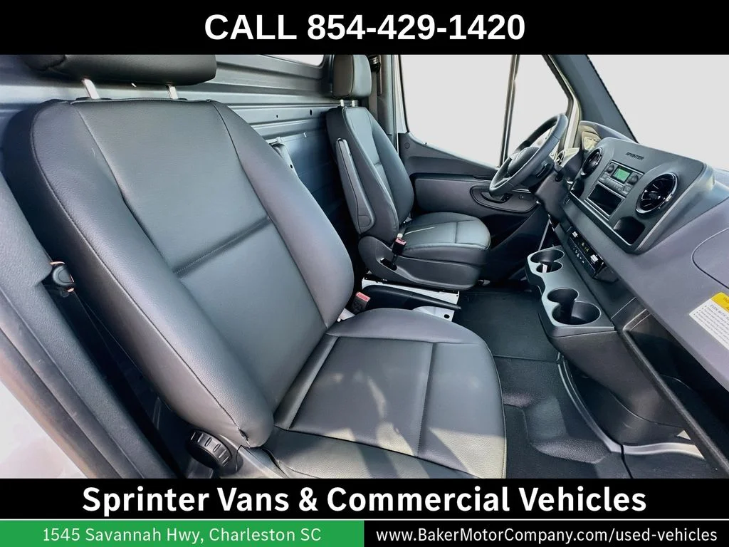 New 2026 Arctic White Mercedes-Benz Cargo 144 WB image 25
