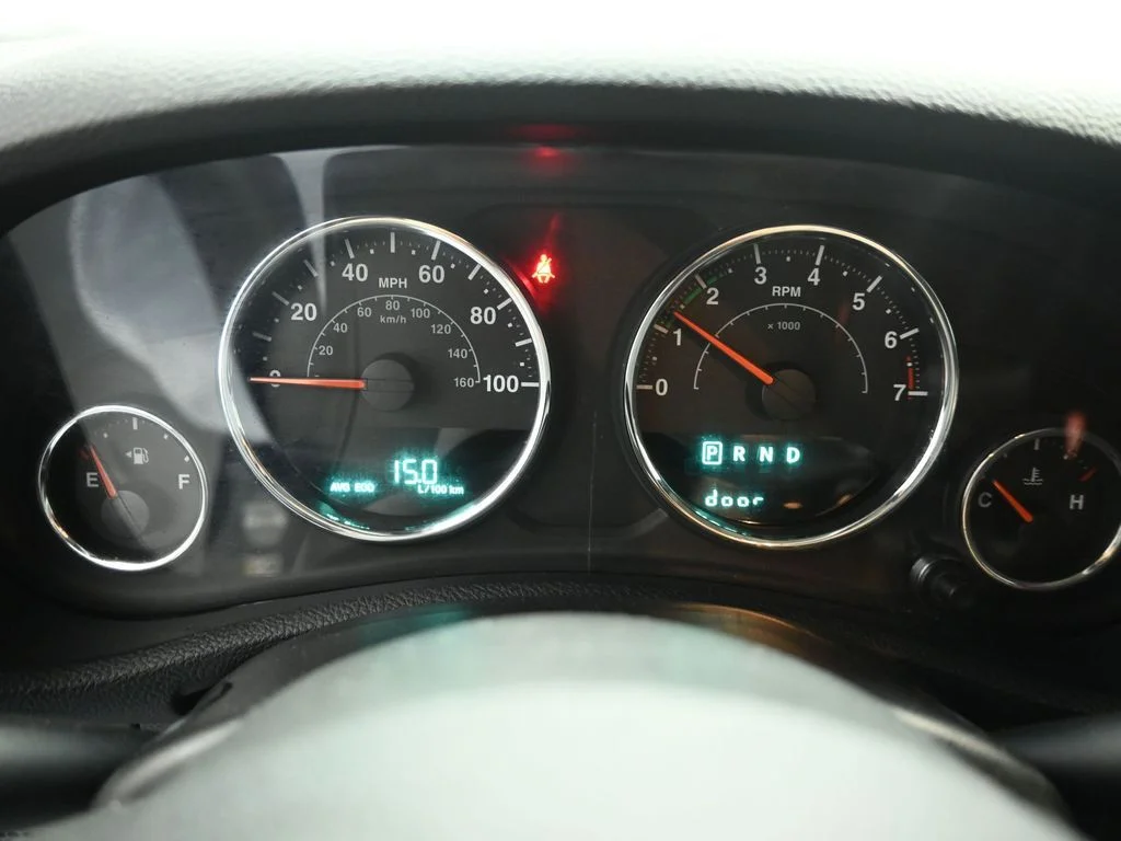 Used 2015 Black Jeep Unlimited Sport image 12