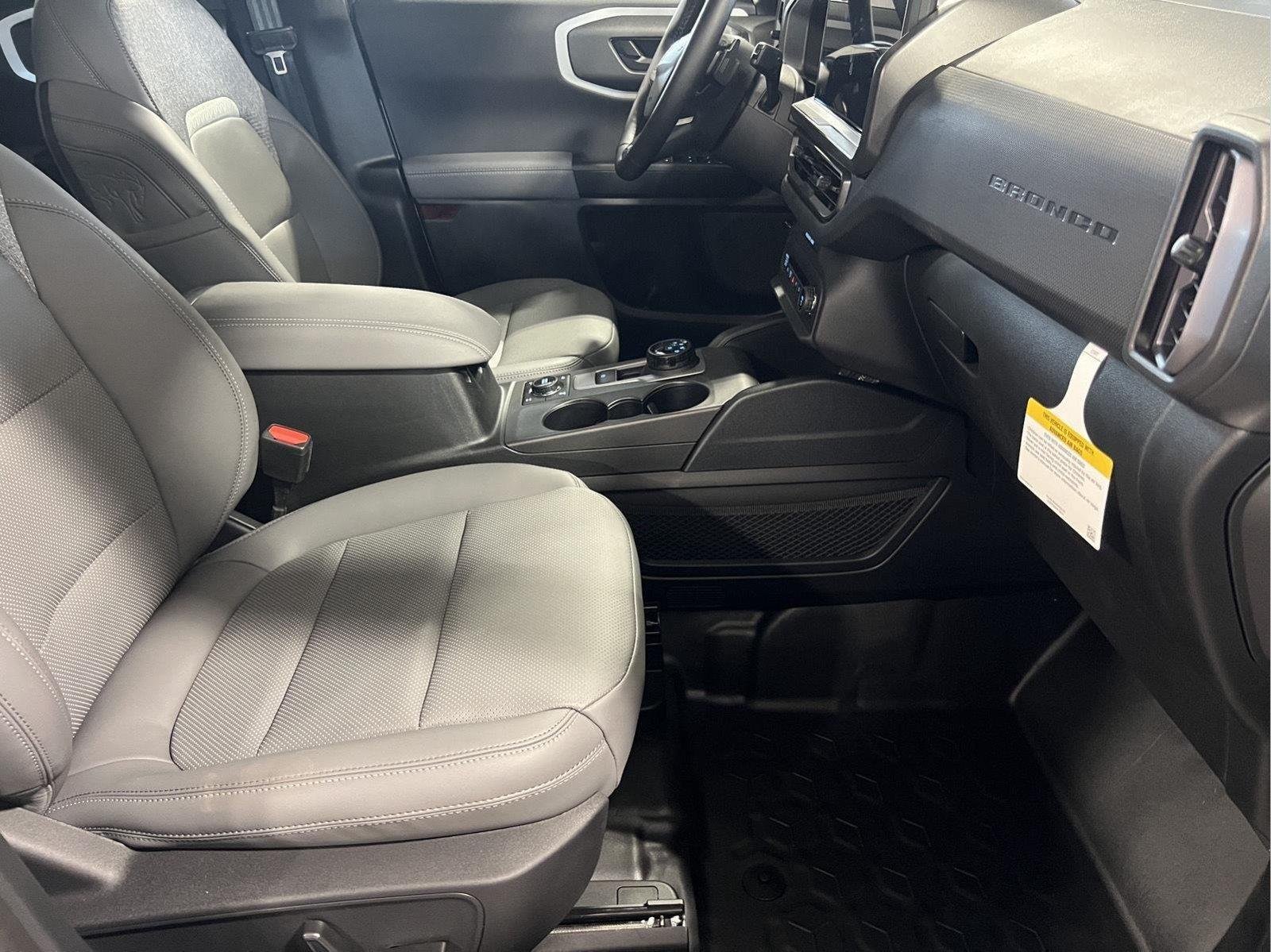 New 2026 Oxford White Ford Badlands® image 20
