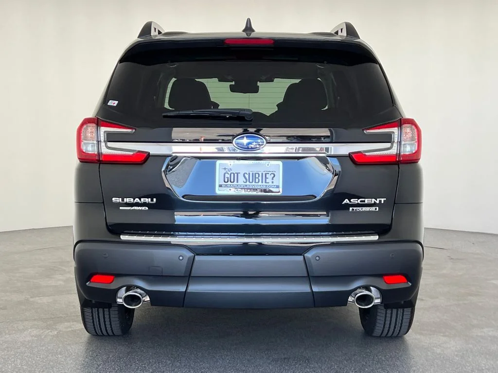 New 2026 CRYSTAL BLACK SILICA Subaru Touring 7-Passenger image 5