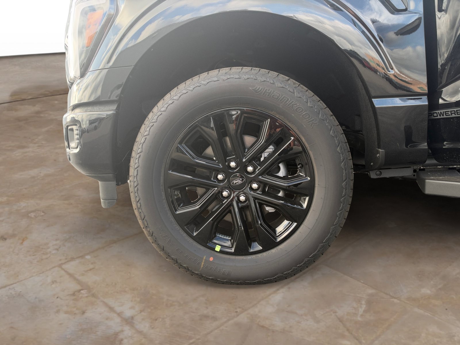 New 2026 Agate Black Metallic Ford LARIAT image 17