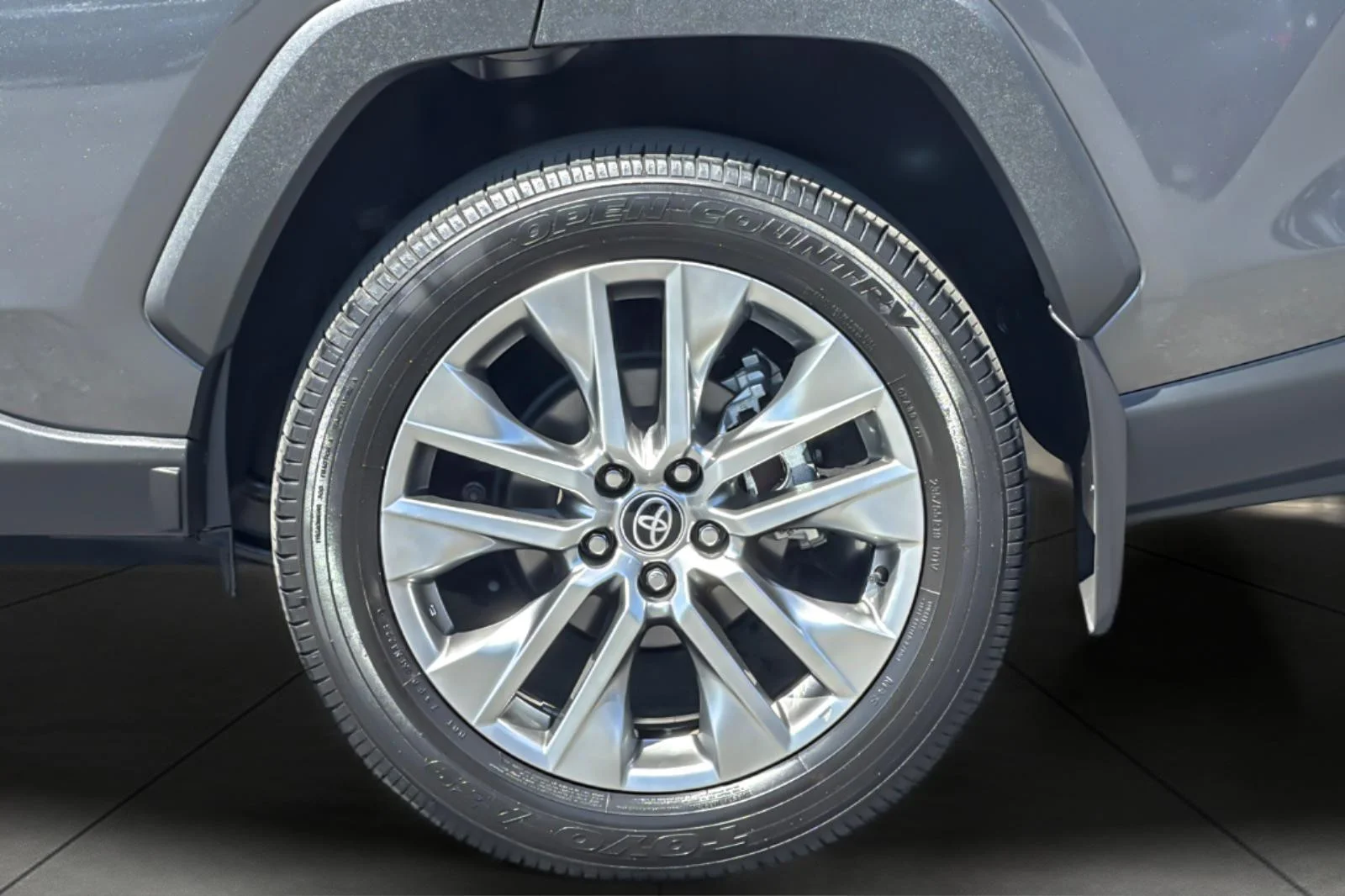 Certified Used 2024 MAGNETIC GRAY Toyota XLE Premium image 25