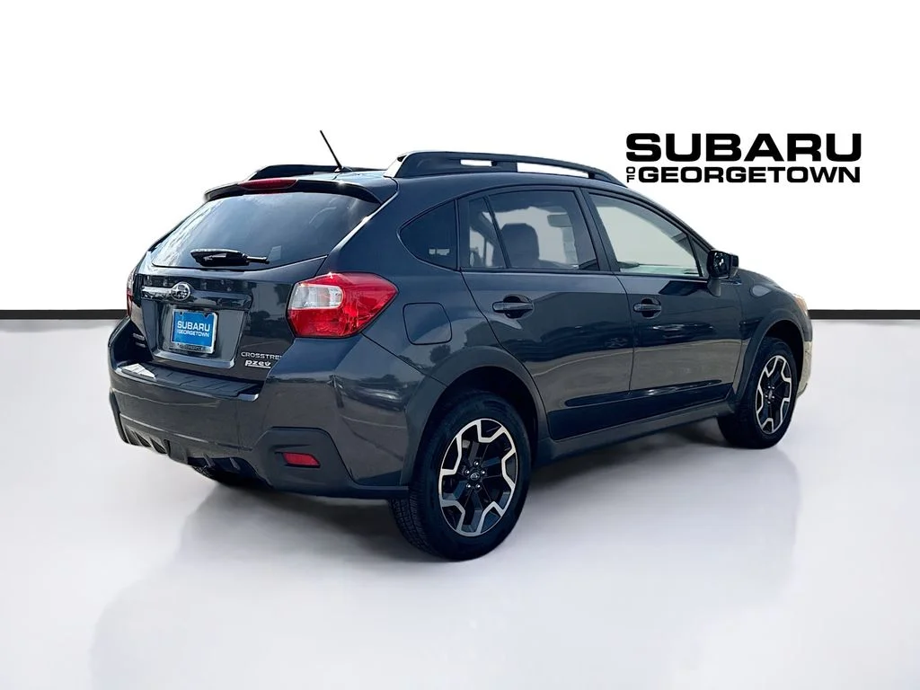 Used 2017 Gray Subaru 2.0i Premium image 7