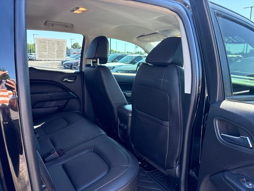 Used 2018 Black Chevrolet ZR2 image 30