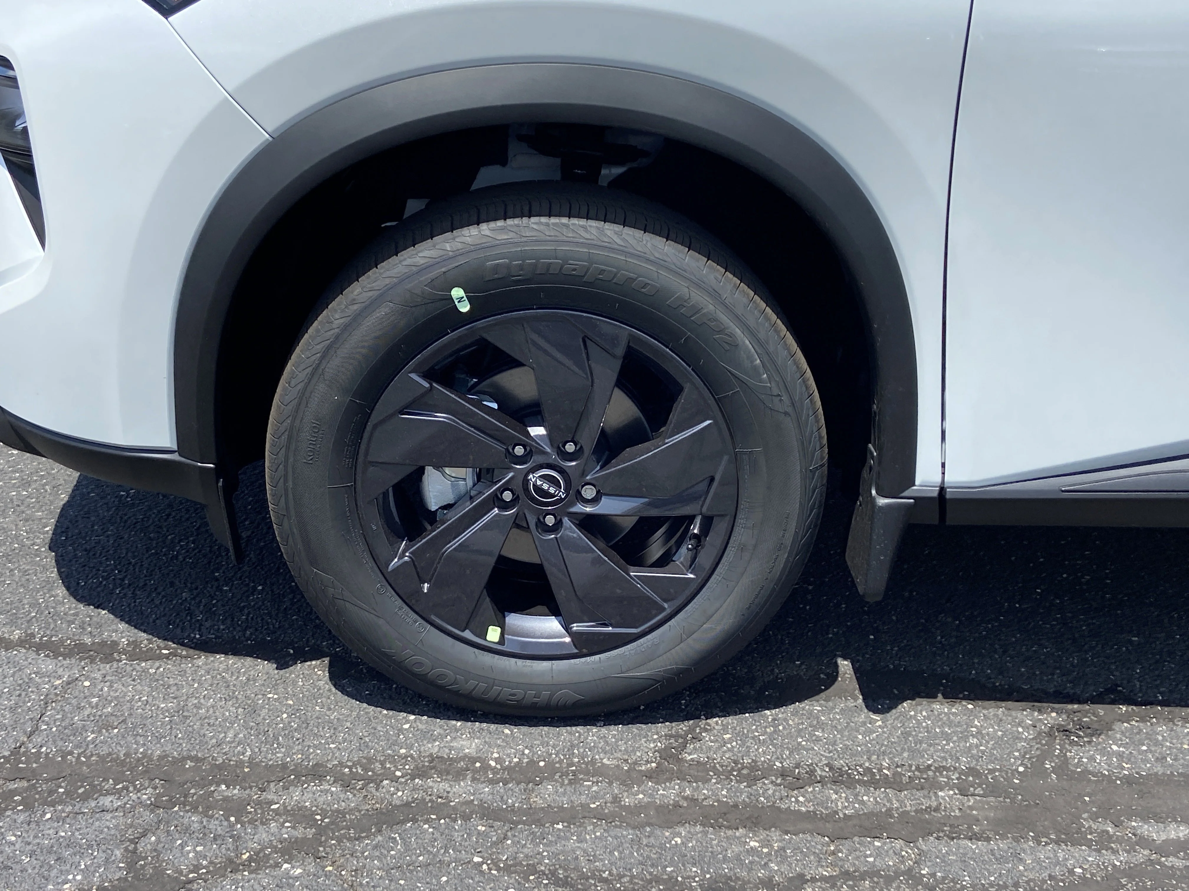 New 2026 Everest White Pearl Tricoat Nissan SV image 8