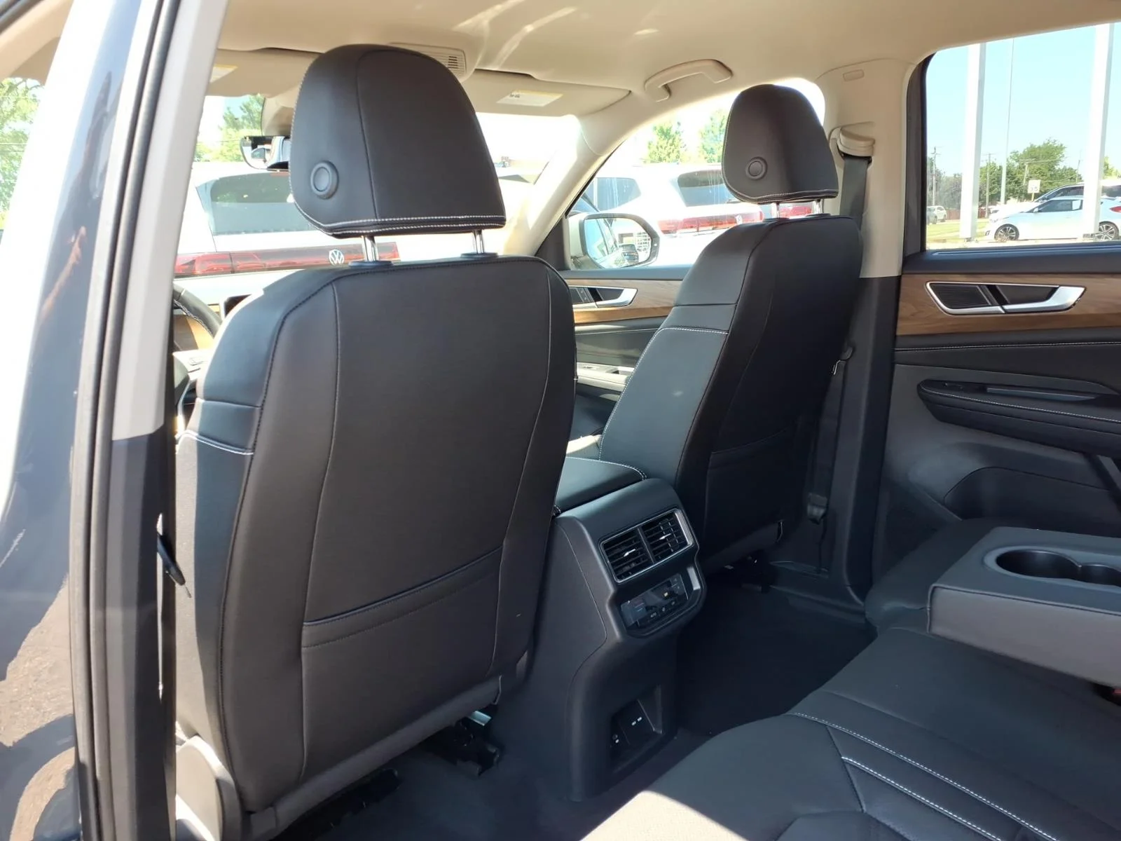 New 2026 Pure Gray Volkswagen 2.0T SE W/Technology 4MOT image 19