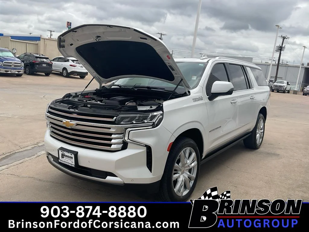 Used 2024 Iridescent Pearl Tricoat Chevrolet High Country image 16