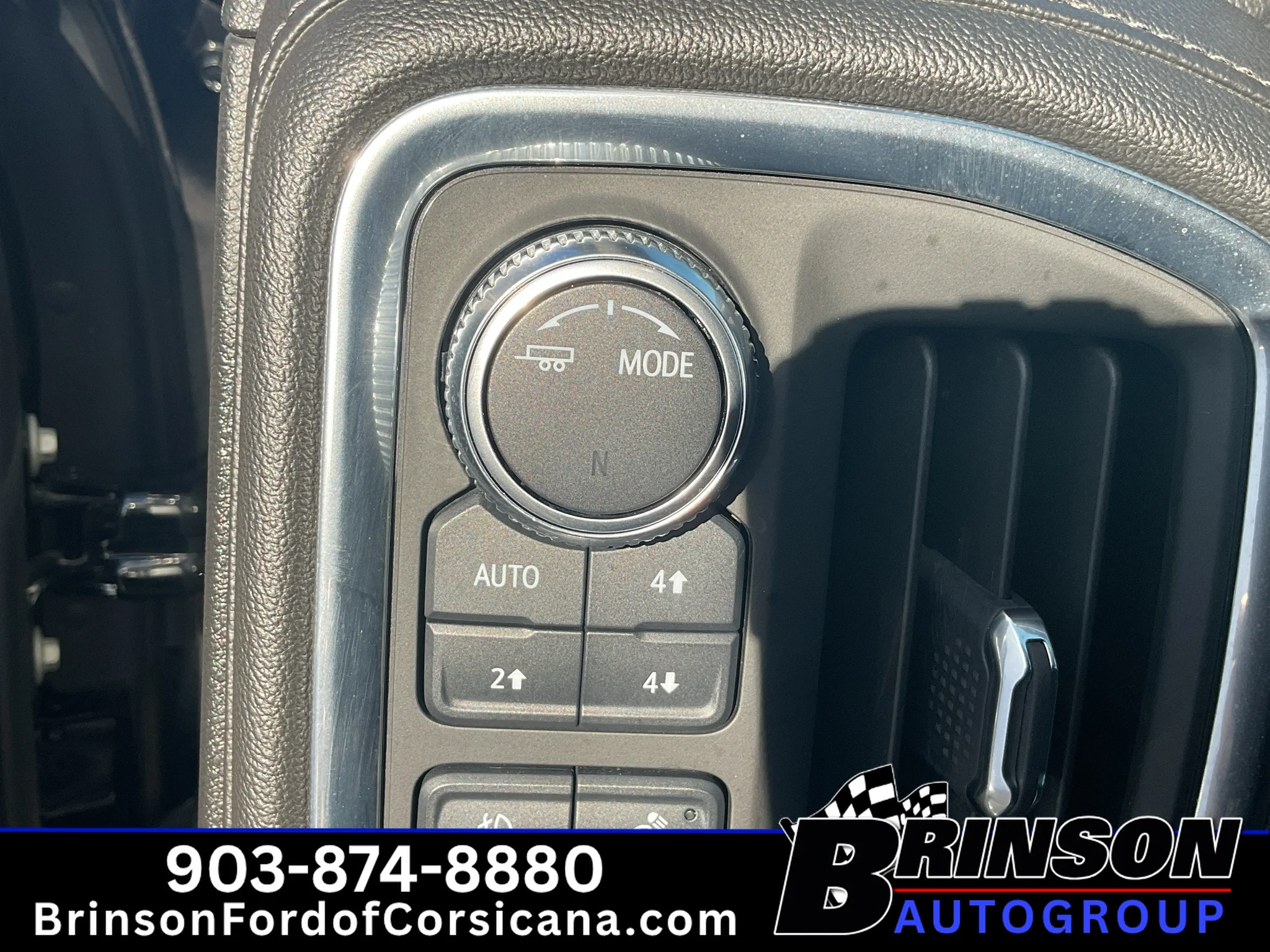Used 2022 Onyx Black GMC Denali image 35