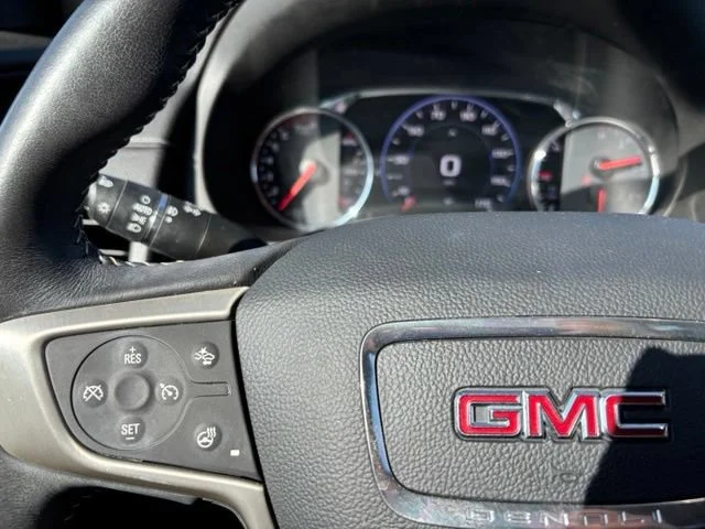 Used 2022 Ebony Twilight Metallic GMC Denali image 27
