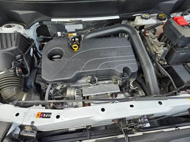 Used 2025 White GMC Elevation image 22