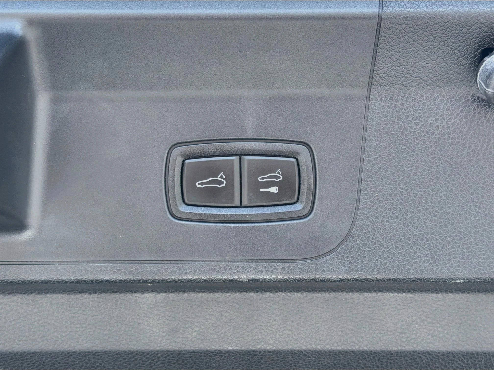 Used 2020 Volcano Grey Metallic Porsche 4 image 13