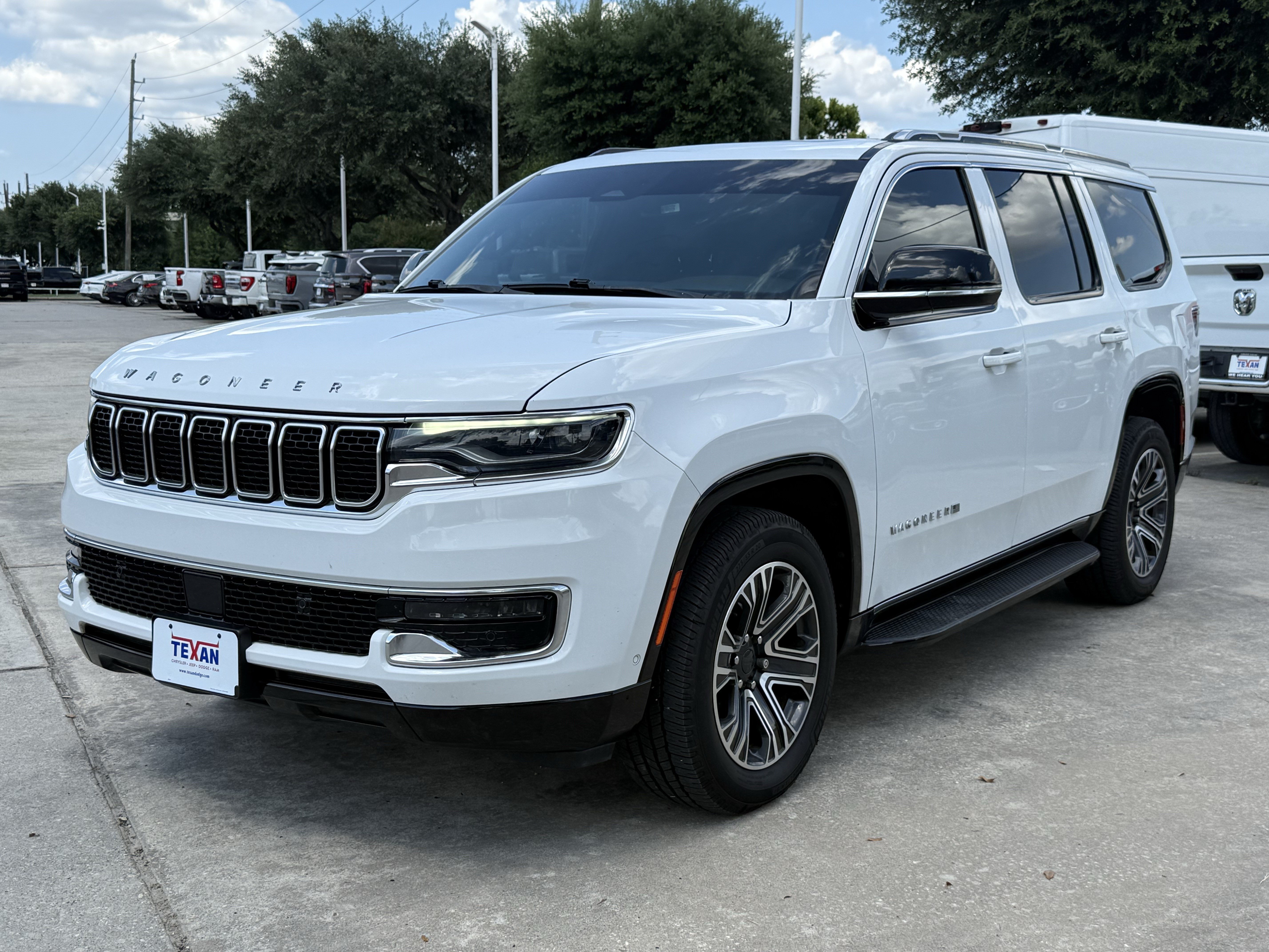 Used 2023 Bright White Clearcoat Jeep Base image 8