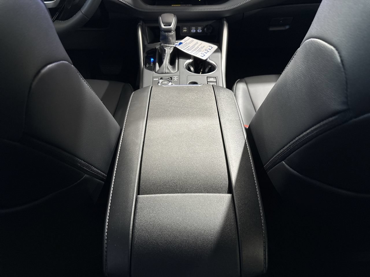 New 2026 Wind Chill Pearl <sup>1</sup> Toyota  XSE image 22