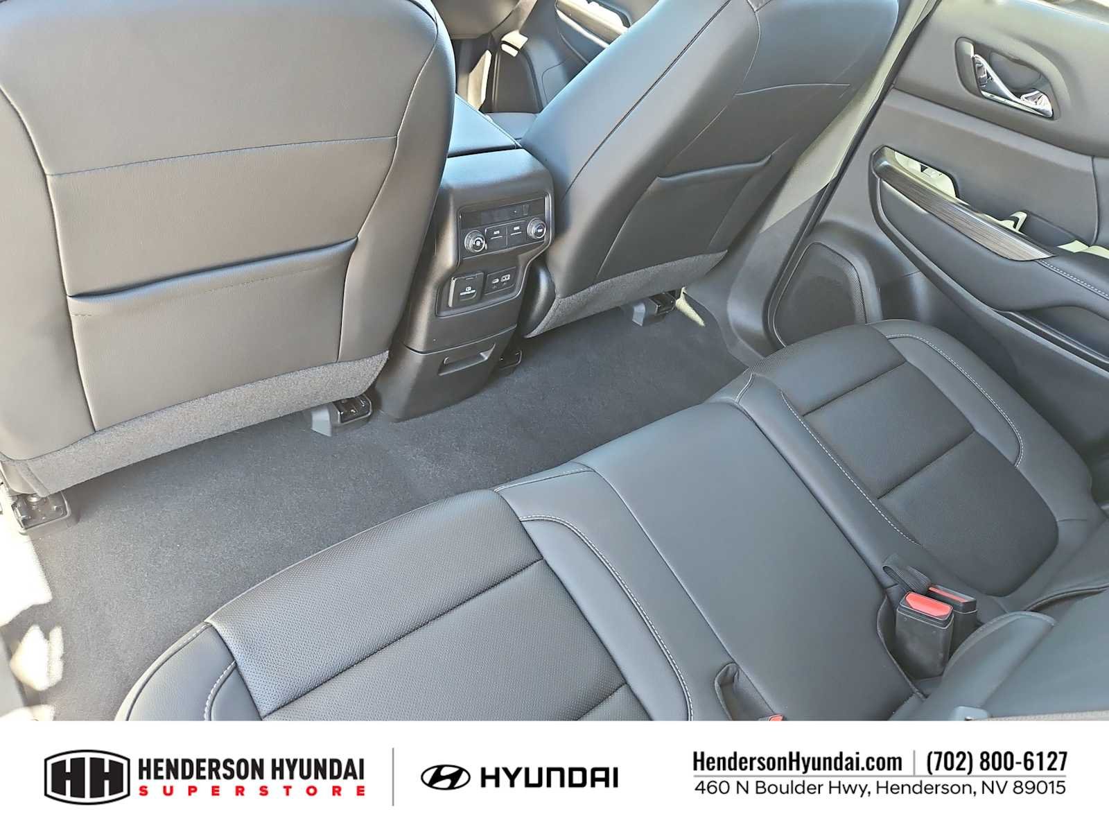 Used 2023 Summit White GMC SLT image 19