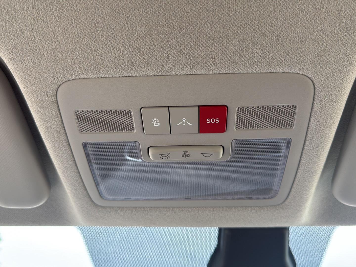 Used 2025 Ultimate Red Hyundai Limited image 23