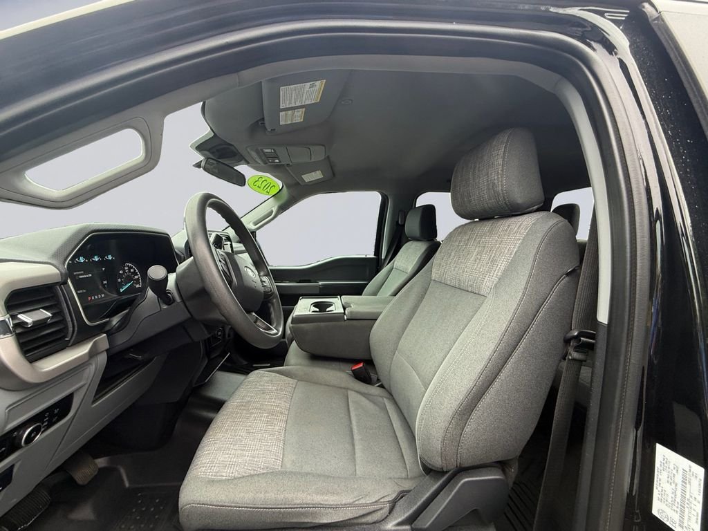Used 2023 Black Ford XLT image 12