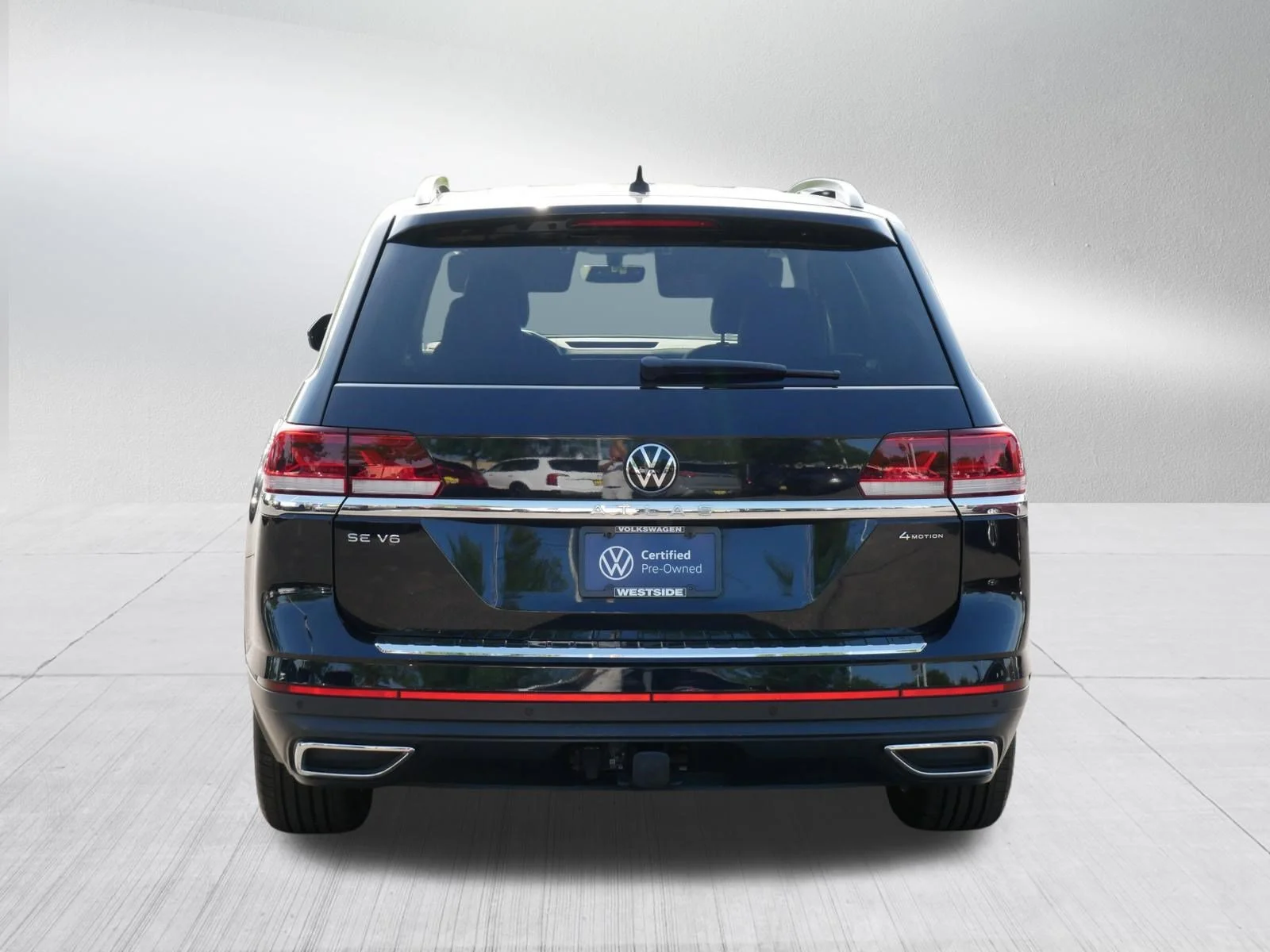 Certified Used 2023 Deep Black Pearl Volkswagen 3.6L V6 SE w/Technology image 6
