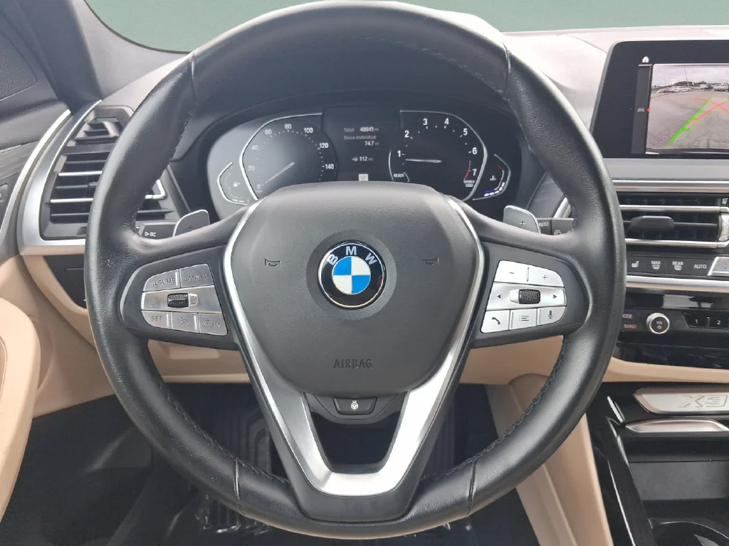 Used 2022 Dark Graphite BMW xDrive30i image 17
