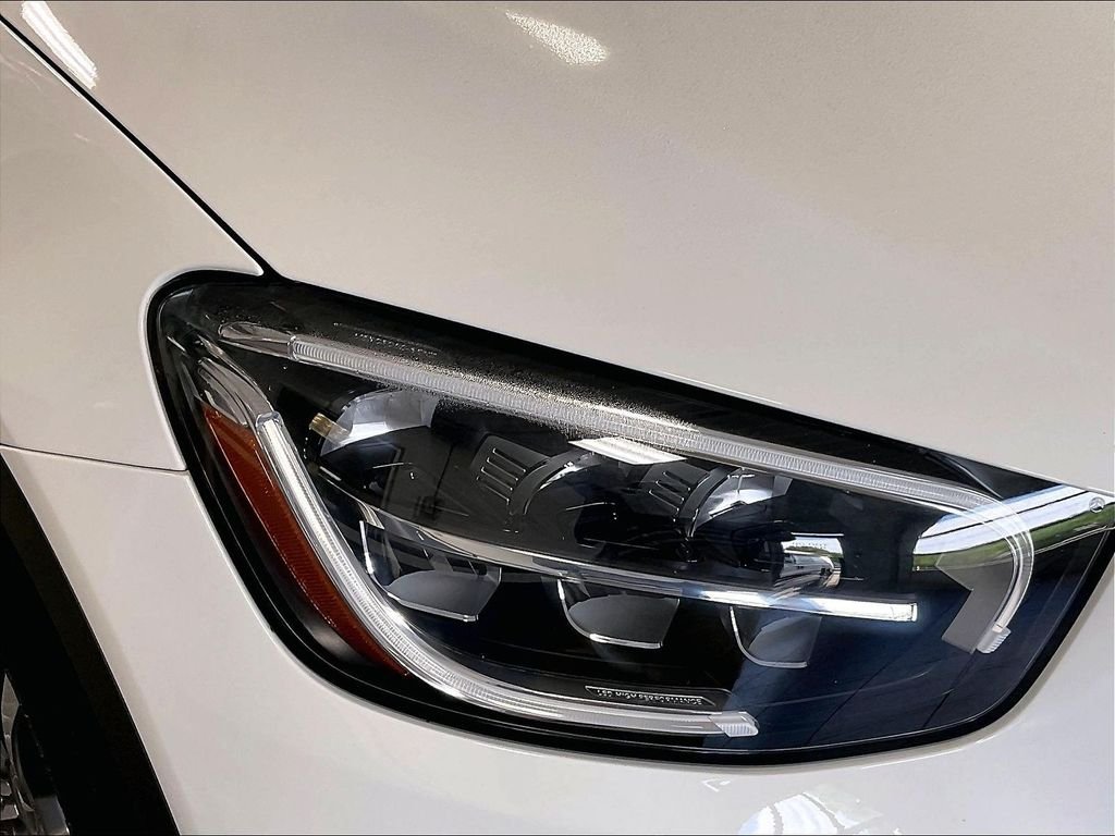 Used 2021 White Mercedes-Benz GLC 300 image 32