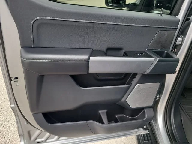 Used 2025 Silver Ford XLT image 11