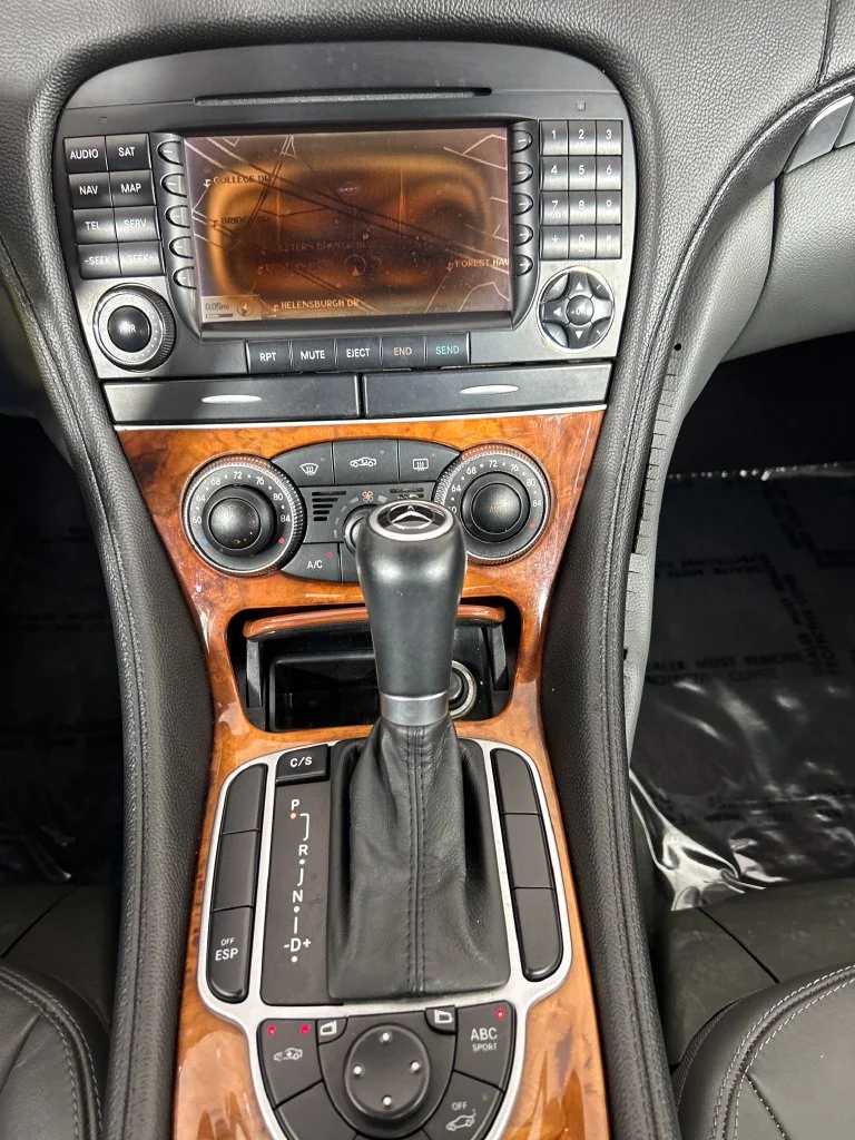 Used 2006 Gray Mercedes-Benz SL 500 image 13