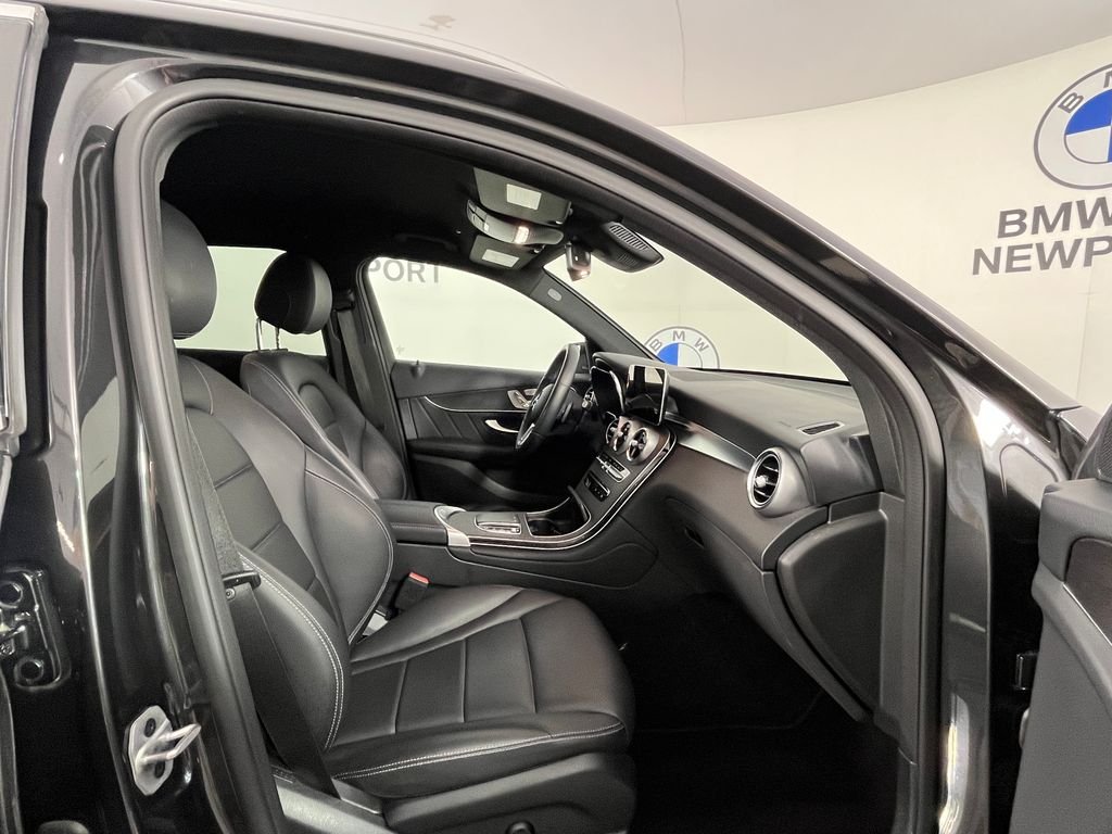 Used 2022 Gray Mercedes-Benz GLC 300 image 20