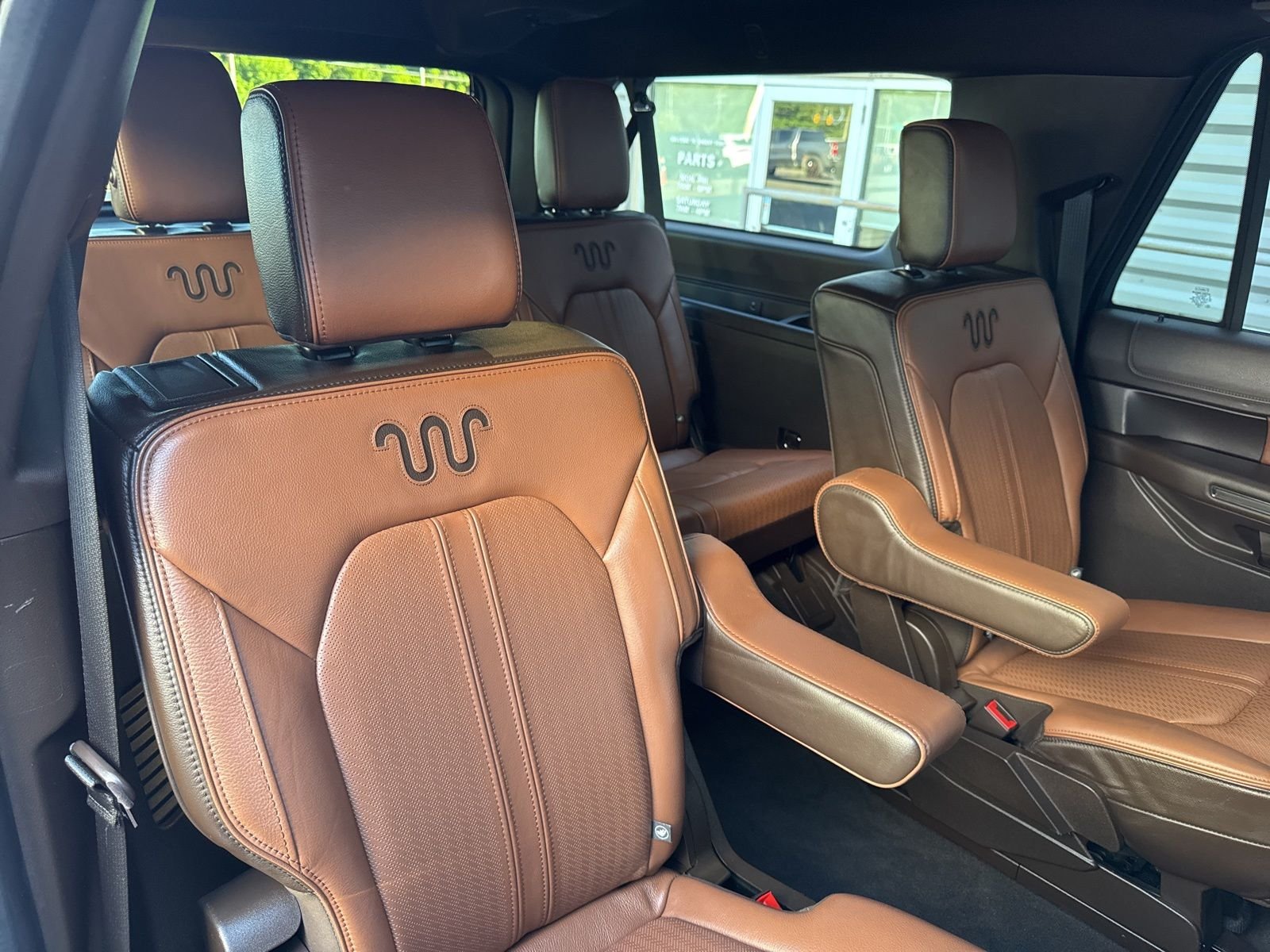 Used 2022 White Ford King Ranch image 28