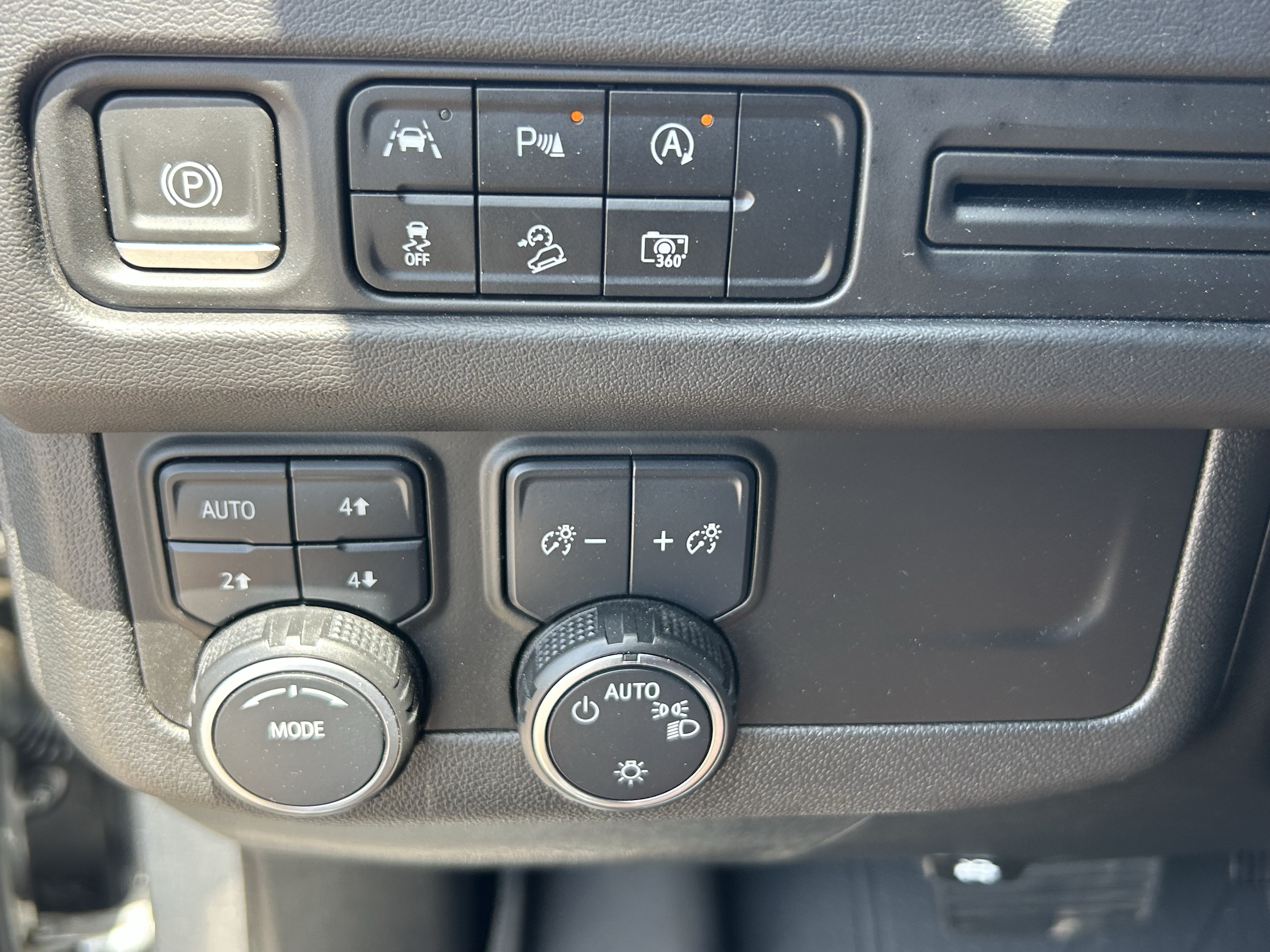 2023 Chevrolet Tahoe Z71 - Photo 33