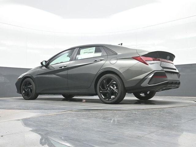New 2026 Gray Hyundai SEL Sport Plus image 19