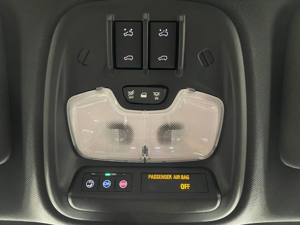 2025 GMC Canyon AT4 - Photo 18